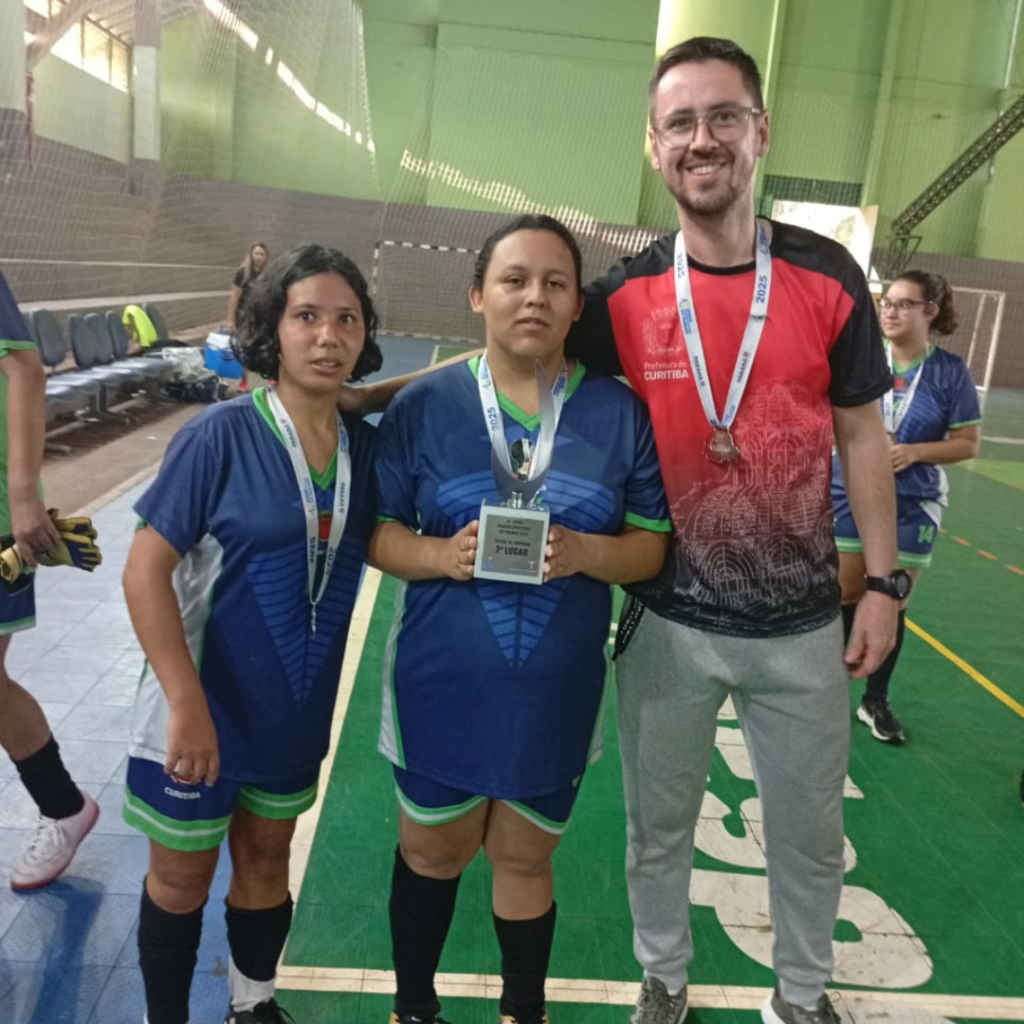Estudantes e equipe representam Fepe e Curitiba nos Jogos Paradesportivos do Paraná
