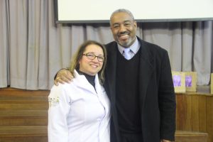 A Coordenadora do Laboratório, Mouseline Torquato, e o Presidente da FEPE,  Alexandro Luiz Barbosa