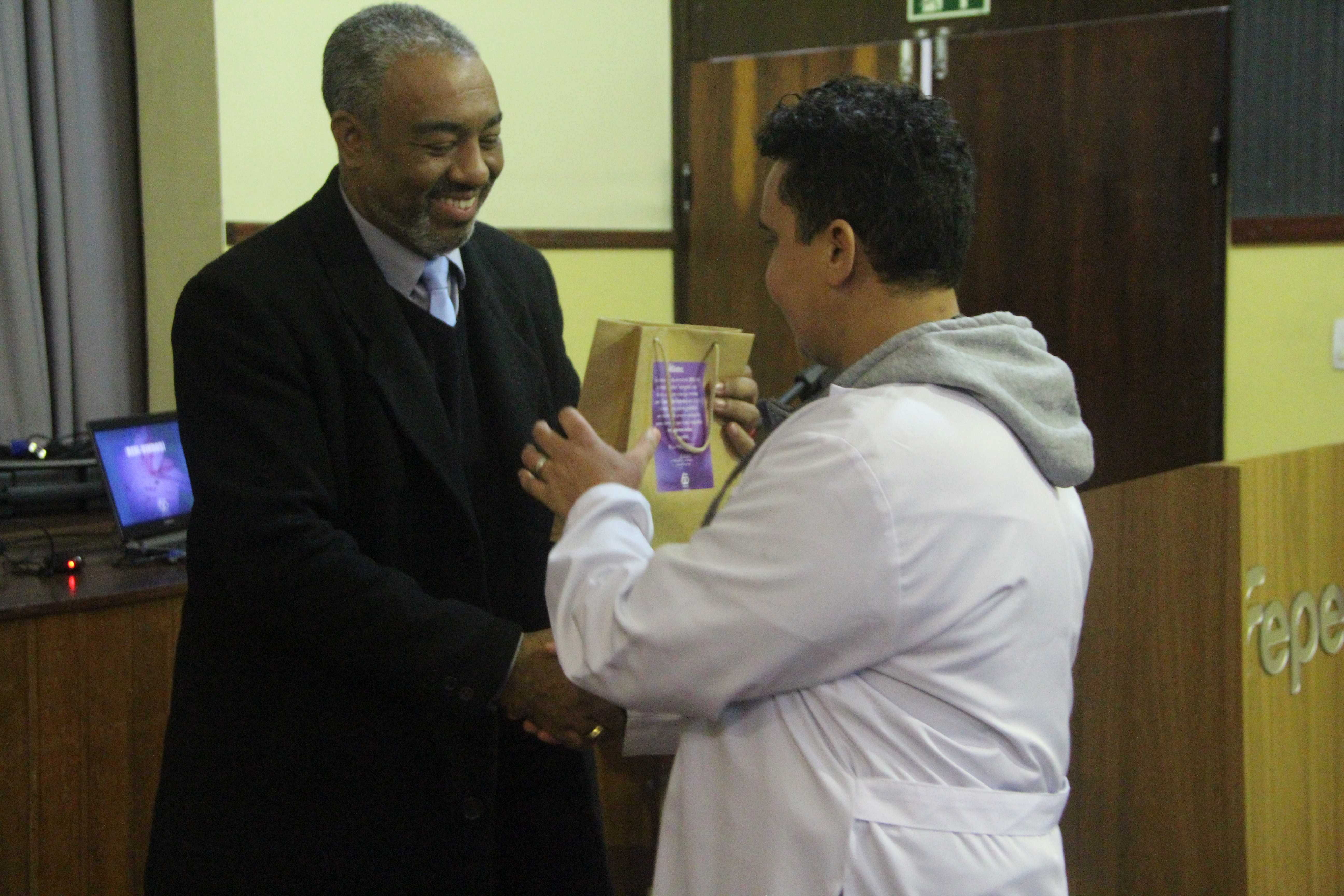 Entrega da lembrança